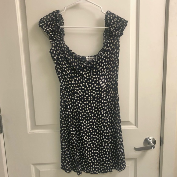 Reformation Pacey Dress - Picture 3 of 8